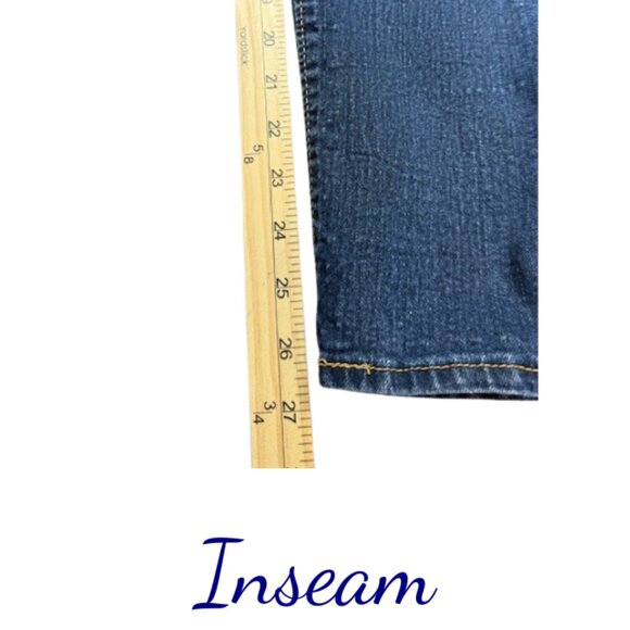 Levi Strauss & Co. Women’s Curvy Skinny Jeans Size 14M Mid-Rise Stretch - Picture 7 of 8